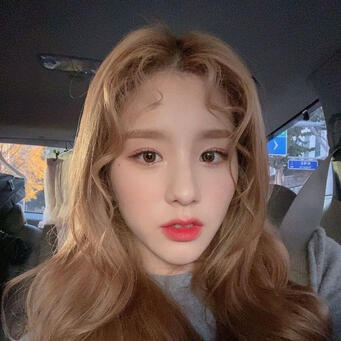 heejin, loona